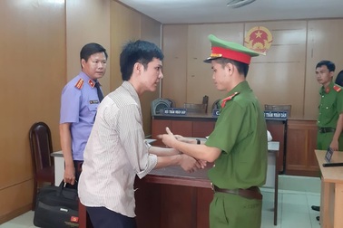 Giả gái mại dâm để trộm tài sản của người nước ngoài