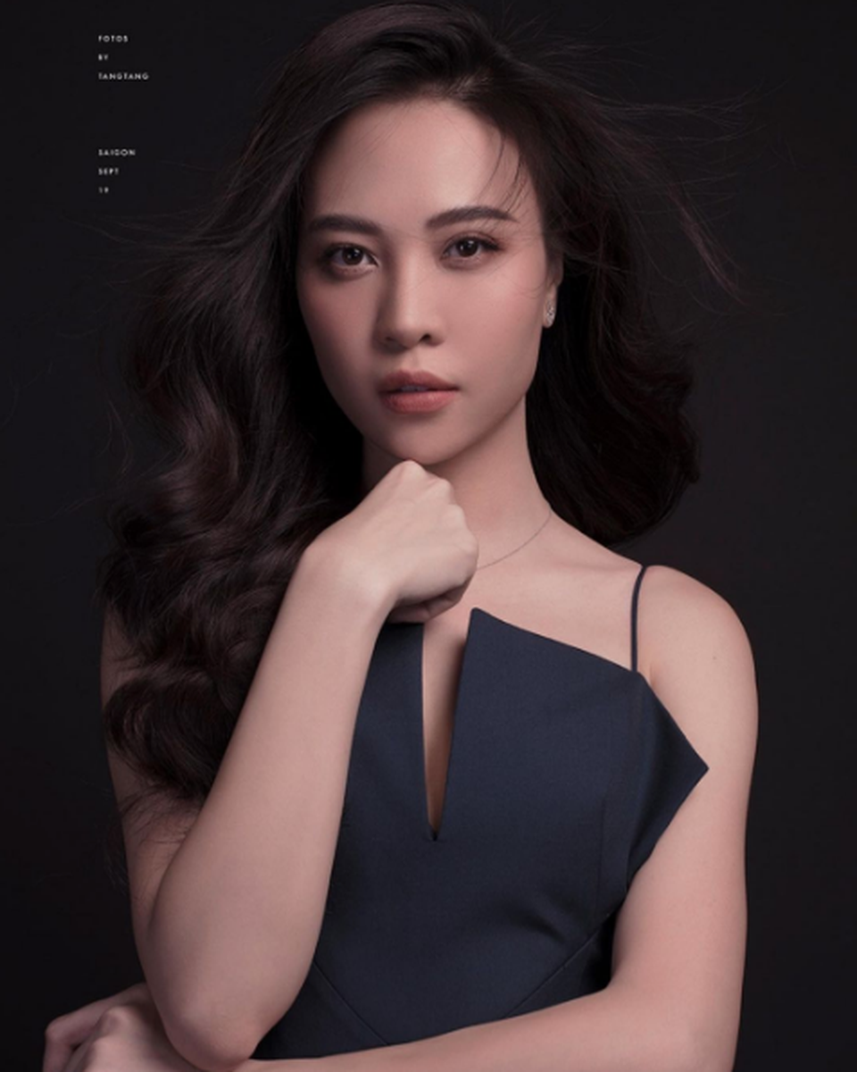 Đàm Thu Trang nhuận sắc sau sinh, ông xã Cường Đôla tấm tắc khen - 8 Đàm Thu Trang nhuận sắc sau sinh, ông xã Cường Đôla tấm tắc khen - 8