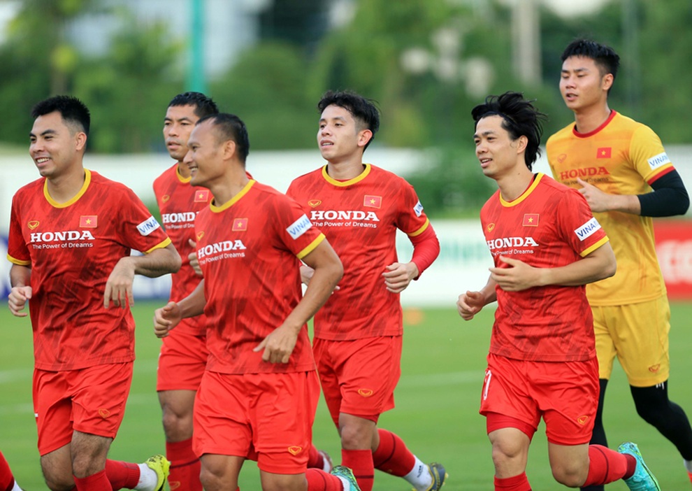Công Phượng lập cú đúp, đội tuyển Việt Nam thắng đàn em U22 - 2 Công Phượng lập cú đúp, đội tuyển Việt Nam thắng đàn em U22 - 2