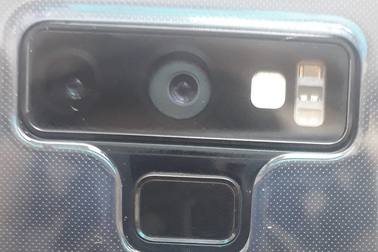 "Tá hỏa" phát hiện camera Galaxy Note9 bị lệch dù còn mới tinh