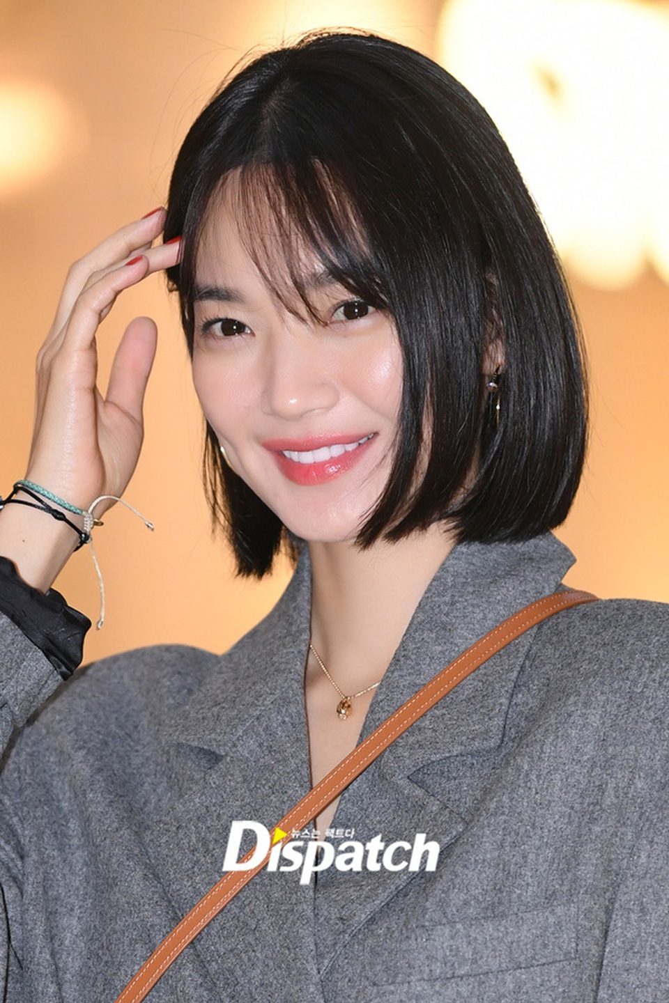 Shin Min Ah: Mỹ nhân “không tuổi” cùng chuyện tình cổ tích với “phi công trẻ” kém 5 tuổi - 13 Shin Min Ah: Mỹ nhân “không tuổi” cùng chuyện tình cổ tích với “phi công trẻ” kém 5 tuổi - 13