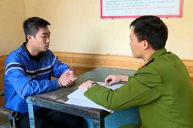 Đốt xưởng sản xuất đệm cho hả giận vì chủ không cho vay tiền nạp thẻ game