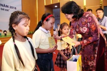 “Lắng nghe trẻ em từ trái tim, bảo vệ trẻ em bằng hành động”