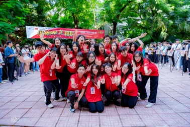 Trải nghiệm môi trường học tập quốc tế ngay trong nước với chương trình cử nhân IBD@NEU