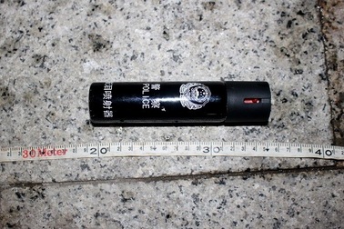 TPHCM: Khởi tố người đàn ông tấn công cảnh sát tại điểm tiêm vắc xin