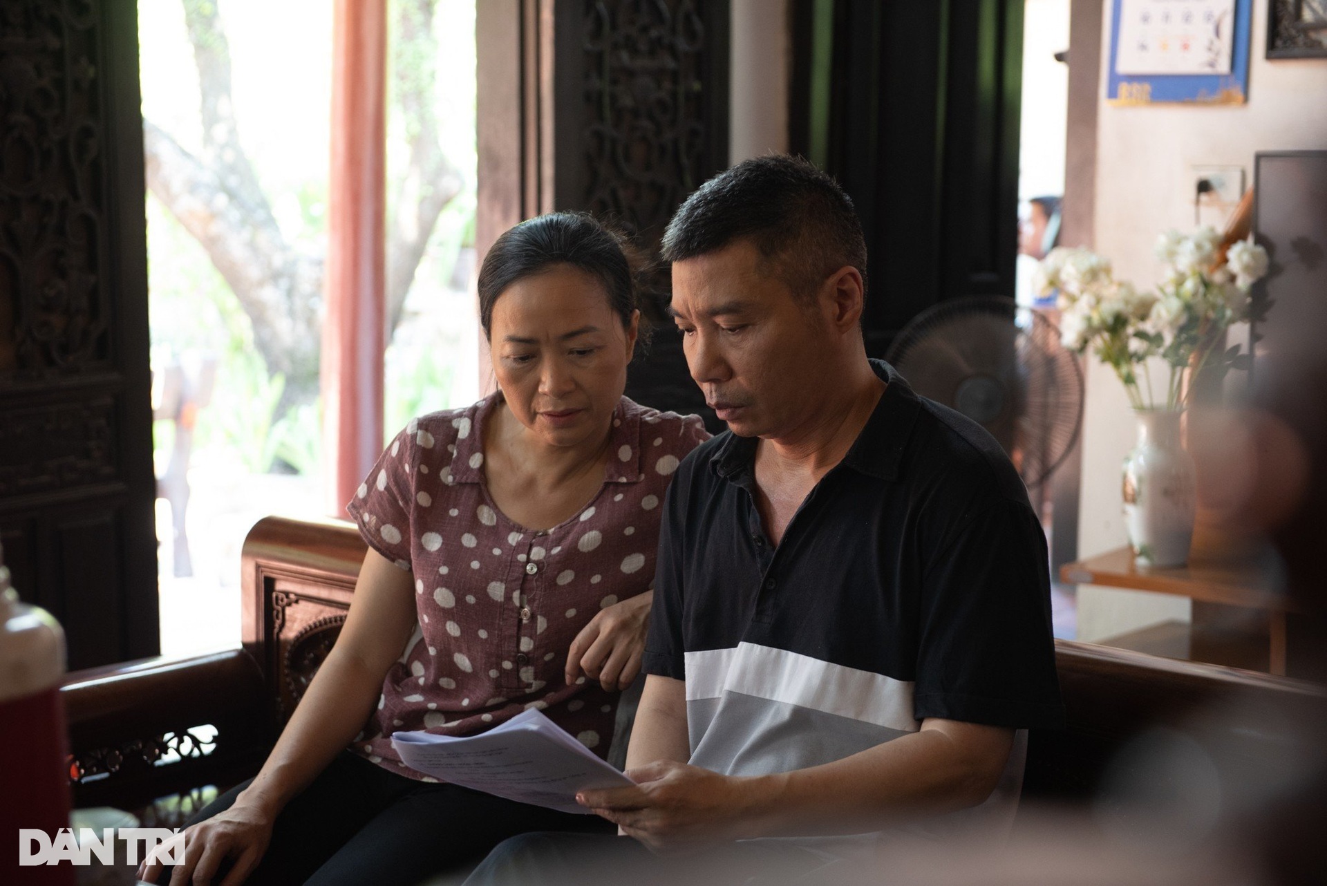 NSND Công Lý ăn cơm hộp, xúc động đọc kịch bản vào vai bố vợ khó tính - 7 NSND Công Lý ăn cơm hộp, xúc động đọc kịch bản vào vai bố vợ khó tính - 7