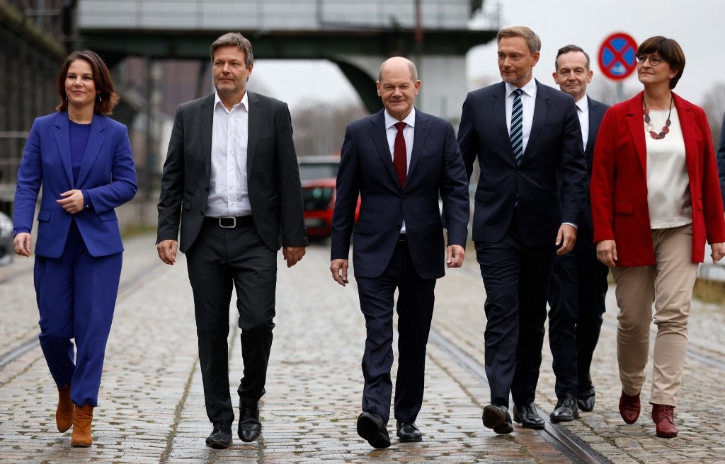 Người mang triết lý đèn giao thông chèo lái nước Đức hậu kỷ nguyên Merkel - 4