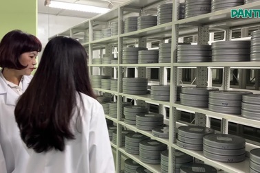 Bên trong hầm chứa tài liệu mật của quốc gia