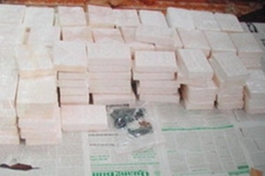 Lào Cai bắt đầu xử vụ mua bán hơn 22kg heroin