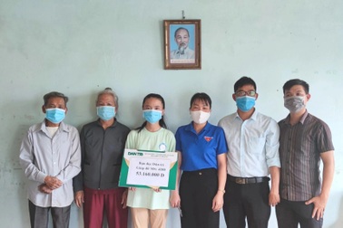 Bạn đọc nâng bước nữ sinh nghèo vào giảng đường đại học