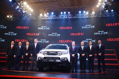 SUV 7 chỗ Isuzu mu-X ra mắt tại Việt Nam