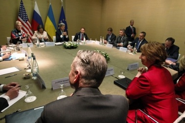 Ukraina và ám ảnh vũ khí ngoại hạng