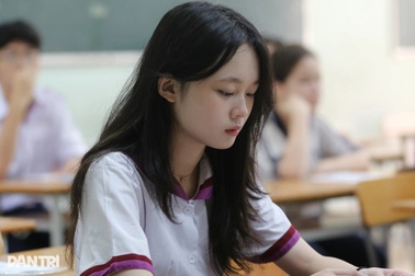 Ôn thi nước rút môn vật lý: Thử nhiều khung giờ để tìm ra giờ học hiệu quả