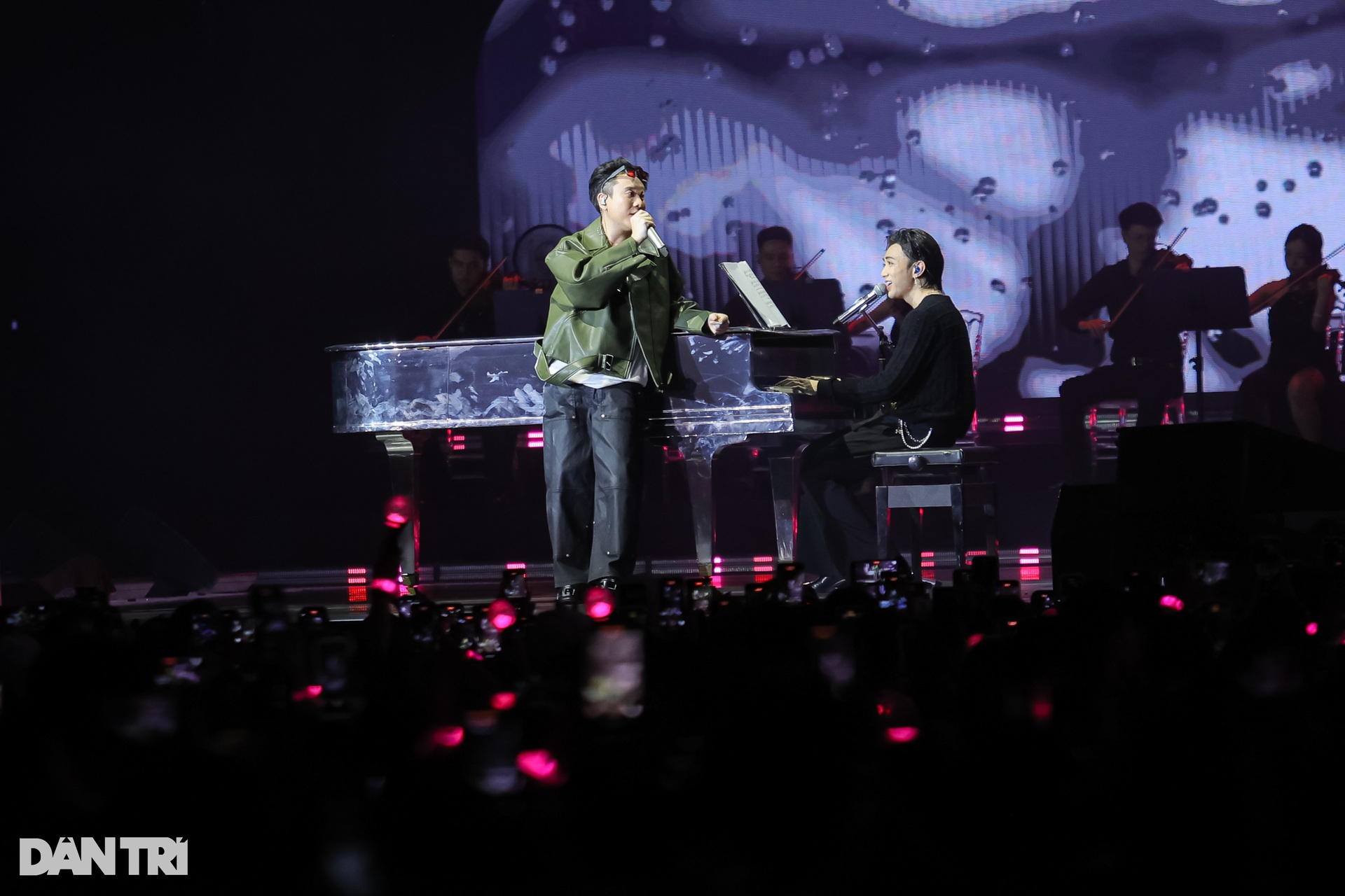 Những khoảnh khắc ấn tượng trong concert đầu tiên của SOOBIN tại Hà Nội - 5 Những khoảnh khắc ấn tượng trong concert đầu tiên của SOOBIN tại Hà Nội - 5