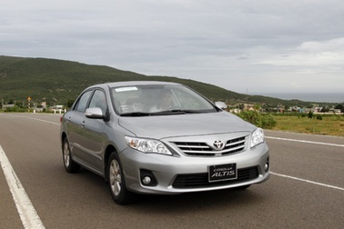 Toyota Việt Nam triệu hồi xe Camry, Vios và Altis