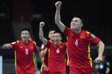 Hòa nghẹt thở CH Séc, Futsal Việt Nam giành vé đi tiếp ở World Cup