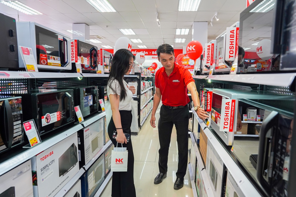 Điện máy Nguyễn Kim mừng sinh nhật tuổi 28 với loạt khuyến mãi hấp dẫn - 2 Điện máy Nguyễn Kim mừng sinh nhật tuổi 28 với loạt khuyến mãi hấp dẫn - 2