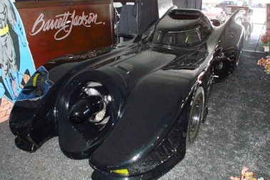 Khi tỷ phú tiêu khiển