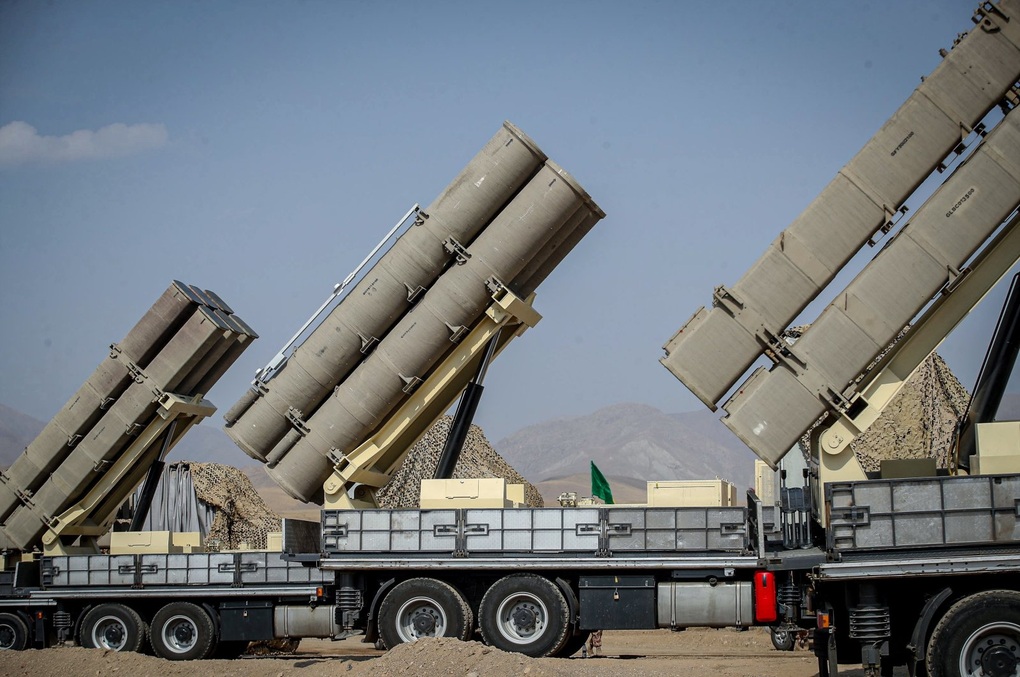 Israel tập kích tận gốc tiềm lực tên lửa đáng gờm của Iran - 1 Israel tập kích tận gốc tiềm lực tên lửa đáng gờm của Iran - 1