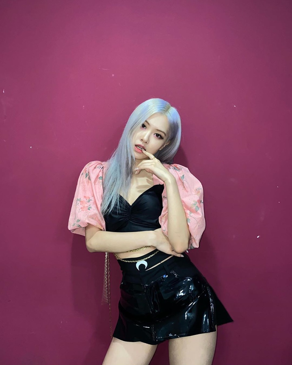 Rosé - Đóa hồng xinh đẹp sở hữu vòng eo 48 cm của Blackpink - 19 Rosé - Đóa hồng xinh đẹp sở hữu vòng eo 48 cm của Blackpink - 19
