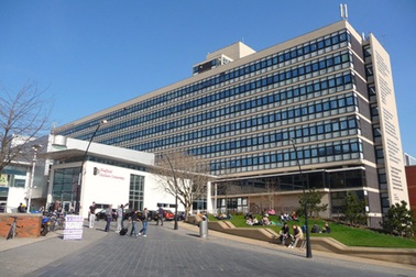 Gặp gỡ đại diện tuyển sinh đại học Sheffield Hallam, Anh Quốc