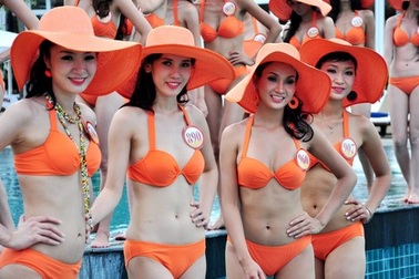 Những vụ phát giác gây ồn ào ở các cuộc thi Hoa hậu của Việt Nam