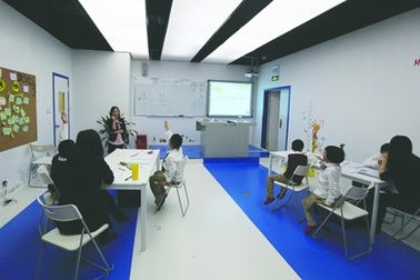 Lớp học dạy cách tiêu tiền cho con đại gia