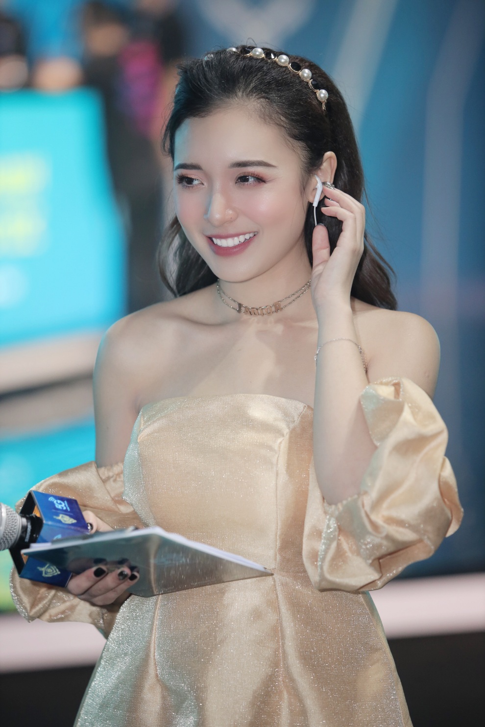 Nữ MC nổi danh làng Esports dũng cảm vượt qua áp lực body shaming - 1 Nữ MC nổi danh làng Esports dũng cảm vượt qua áp lực body shaming - 1