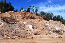 Phó chủ tịch tỉnh Bình Định chỉ đạo kiểm tra vụ “xẻ thịt” núi Mồ Côi!