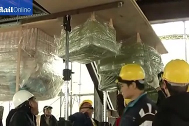 Khám phá ngôi nhà "trồng cây chuối" kỳ lạ