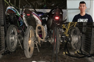 Thuê ô tô chở "quái xế" từ Bình Định vào Phú Yên để đua xe trên đại lộ