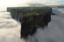 Thực hư về nơi khủng long vẫn tung tăng đi lại