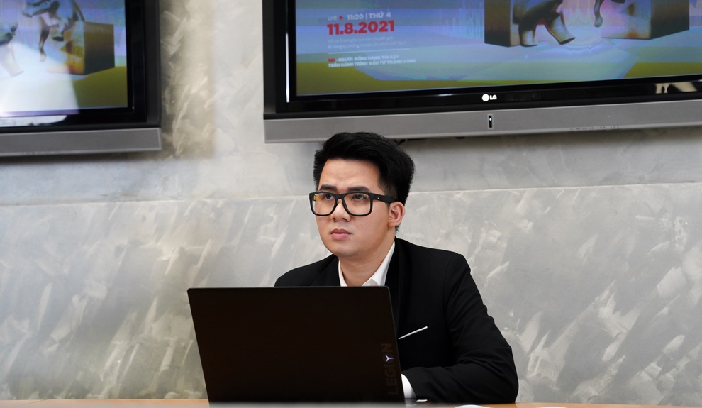 Chuyên gia mách bí kíp cắt lỗ, lý giải giá cổ phiếu tăng dù lợi nhuận kém - 2 Chuyên gia mách bí kíp cắt lỗ, lý giải giá cổ phiếu tăng dù lợi nhuận kém - 2