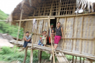 Vụ thảm sát 4 người ở Nghệ An: Miếng vỏ chanh trong nhà nghi phạm