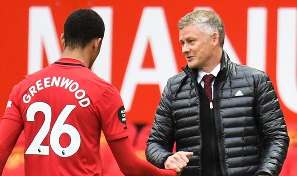 Vì sao HLV Solskjaer thẳng tay loại sao trẻ Greenwood ở Man Utd? - 2 Vì sao HLV Solskjaer thẳng tay loại sao trẻ Greenwood ở Man Utd? - 2