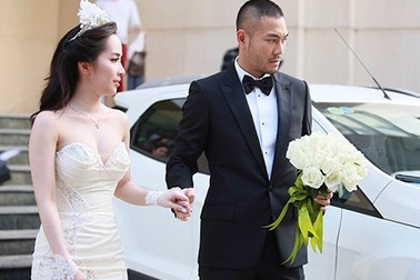 "Cá sấu chúa" Quỳnh Nga rạng rỡ bên Doãn Tuấn trong ngày cưới