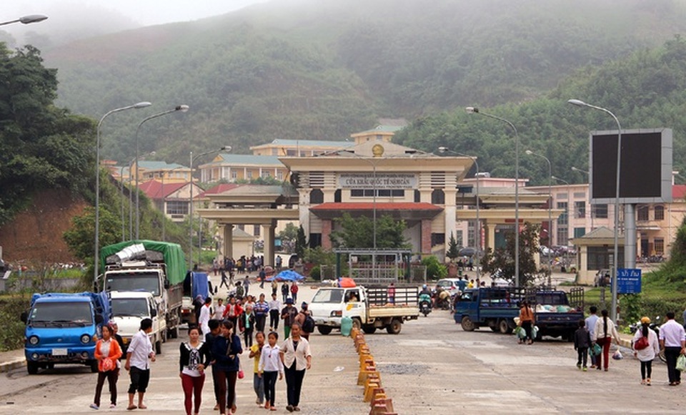 Chợ biên giới lớn nhất xứ Nghệ tạm dừng hoạt động - 1 Chợ biên giới lớn nhất xứ Nghệ tạm dừng hoạt động - 1