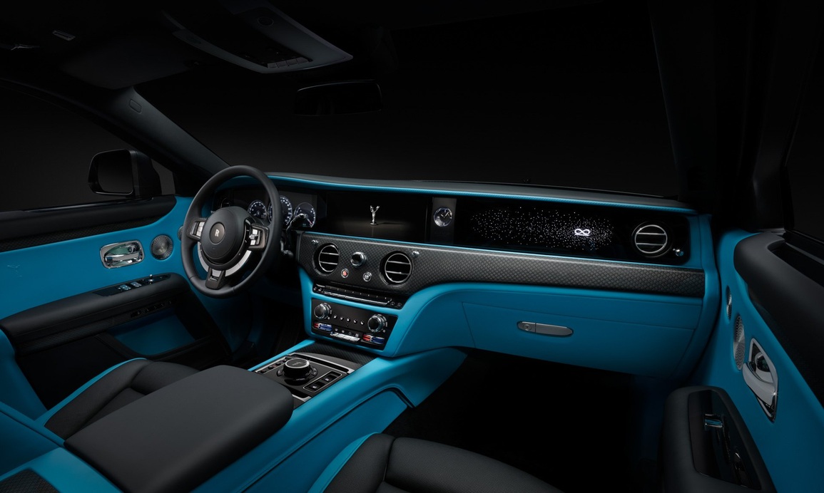 Khám phá Rolls-Royce Black Badge Ghost đầu tiên về Việt Nam - 5 Khám phá Rolls-Royce Black Badge Ghost đầu tiên về Việt Nam - 5