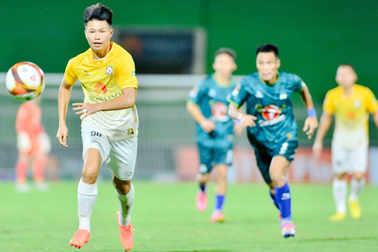 Hoàng Anh Gia Lai thua chóng vánh trước Bình Định