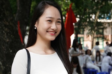 Nữ thủ khoa xinh đẹp và phương pháp học mới