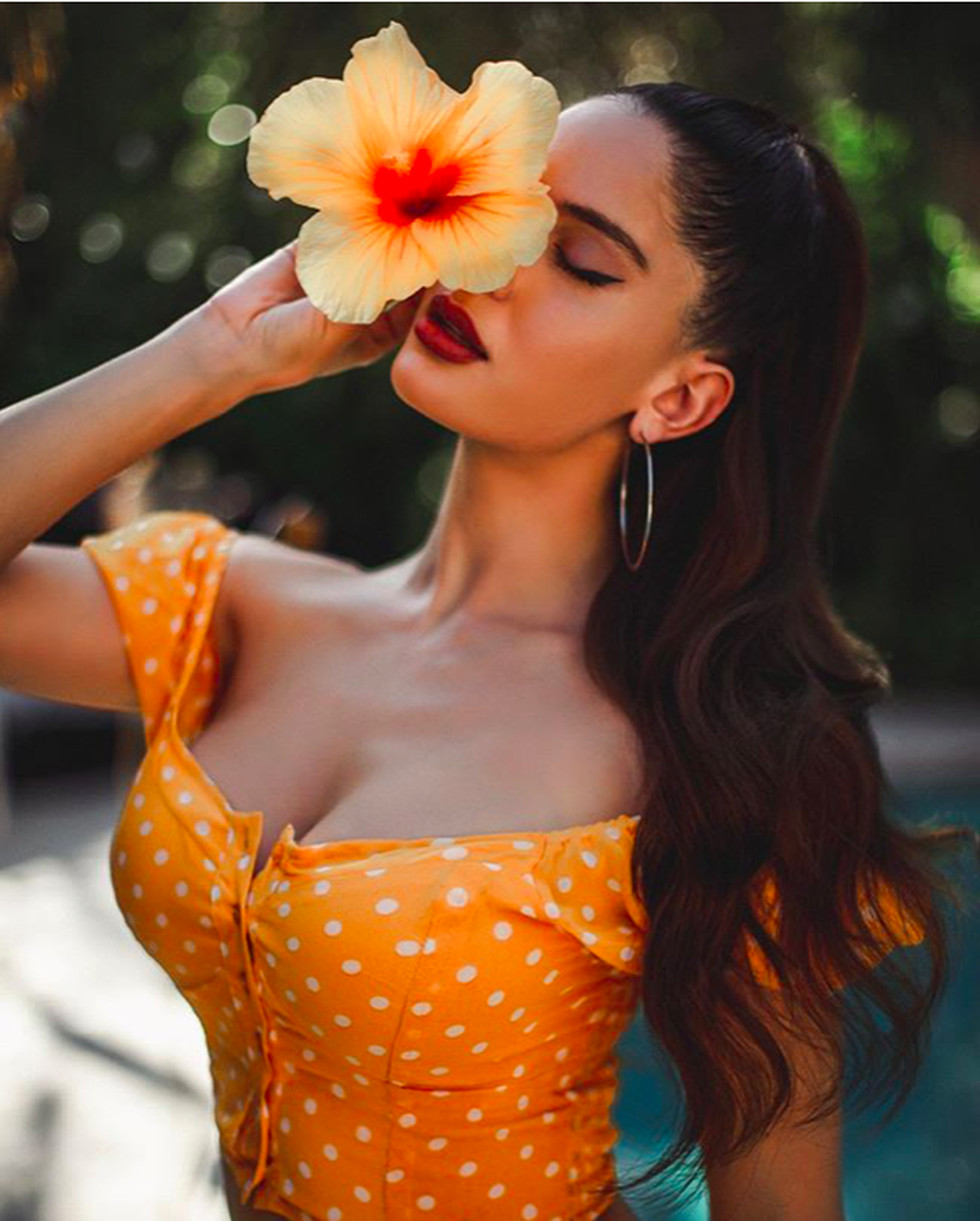 Ngắm bóng hồng xinh đẹp đã “đánh cắp” trái tim Neymar - 3