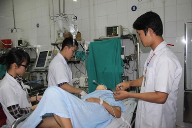 Hàng trăm nghìn bệnh nhân “xông đất” bệnh viện ngày Tết  