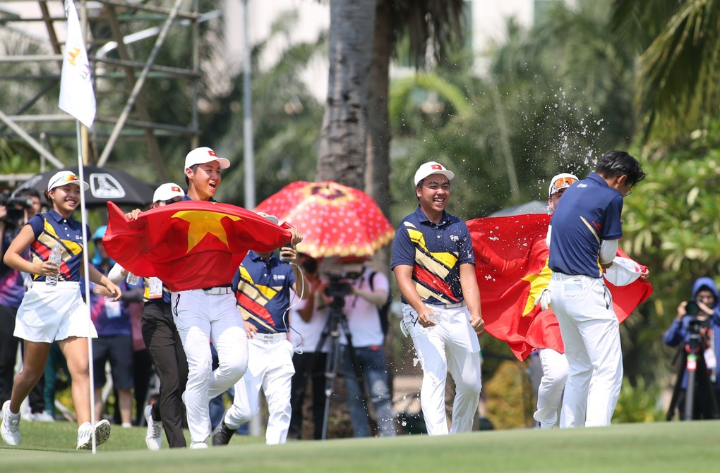 Tấm HCV SEA Games lịch sử của golf Việt Nam và hiệu ứng với giới trẻ - 2 Tấm HCV SEA Games lịch sử của golf Việt Nam và hiệu ứng với giới trẻ - 2