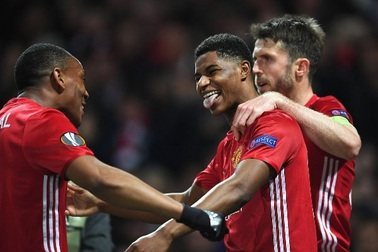 Man Utd và câu chuyện “Tái ông thất mã”