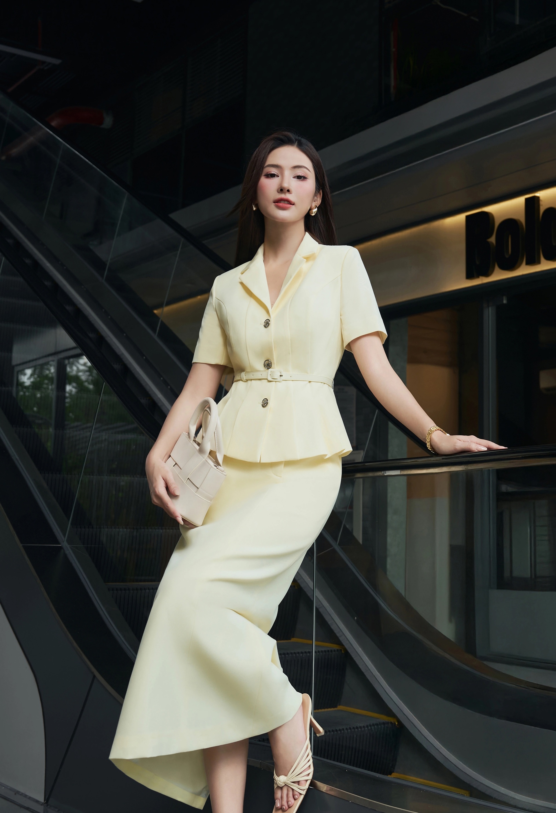 Các cô gái rộ trào lưu hàng ngày diện váy hai trong một - 3 Các cô gái rộ trào lưu hàng ngày diện váy hai trong một - 3