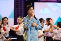 NSND Xuân Bắc tiết lộ Đen Vâu nhắn tin "xin" tham gia diễu hành