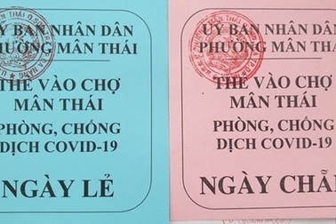 Từ chiếc bao cao su cho dân đến tấm phiếu đi chợ theo ngày chẵn/lẻ