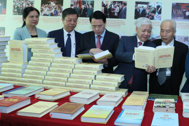 Ra mắt sách của Tổng Bí thư về phát huy đại đoàn kết dân tộc