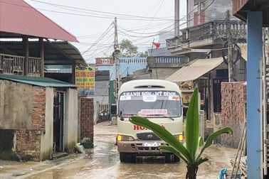 Nghe tin 42 người có HIV ở Phú Thọ: Dân hoang mang kéo nhau đi xét nghiệm