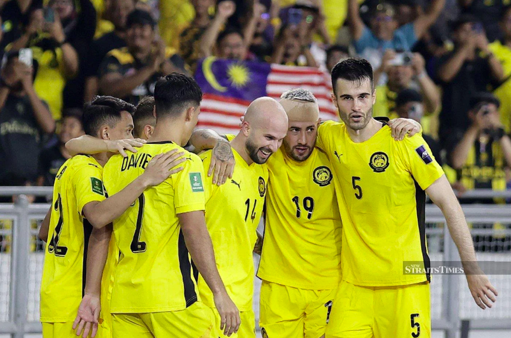 Báo Đông Nam Á khó hiểu với cách AFC xử lý sai phạm của bóng đá Malaysia - 1
